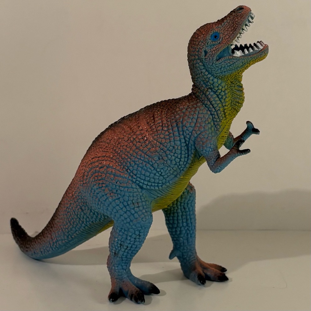 🦖 [4/$25] VINTAGE Y2K VIBRANTLY COLORED DINOSAUR T-REX 6.3 INCH TOY FIGURE 🦖
